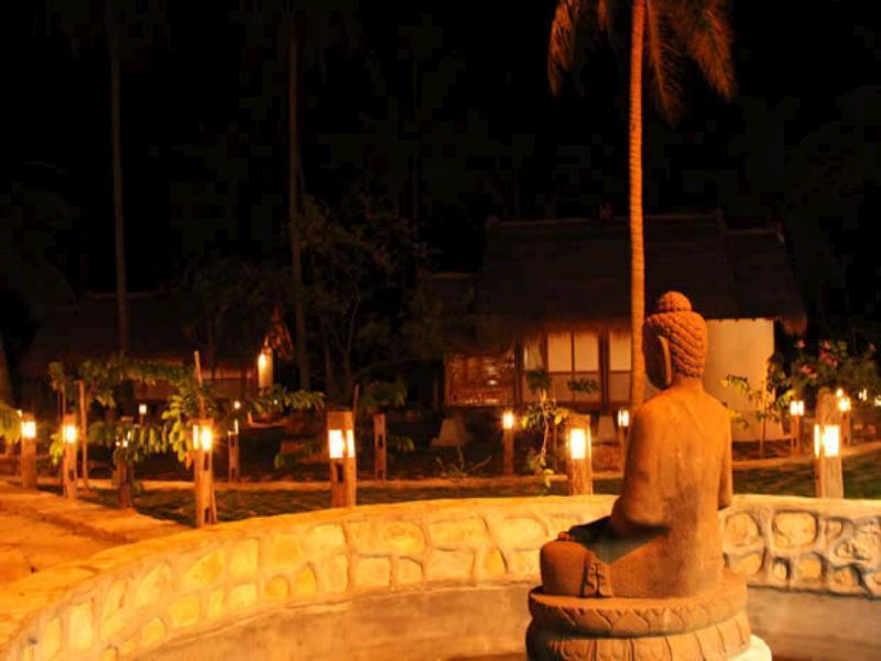 Ary'S Lagoon Bungalow & Hotel Karimunjawa Eksteriør billede