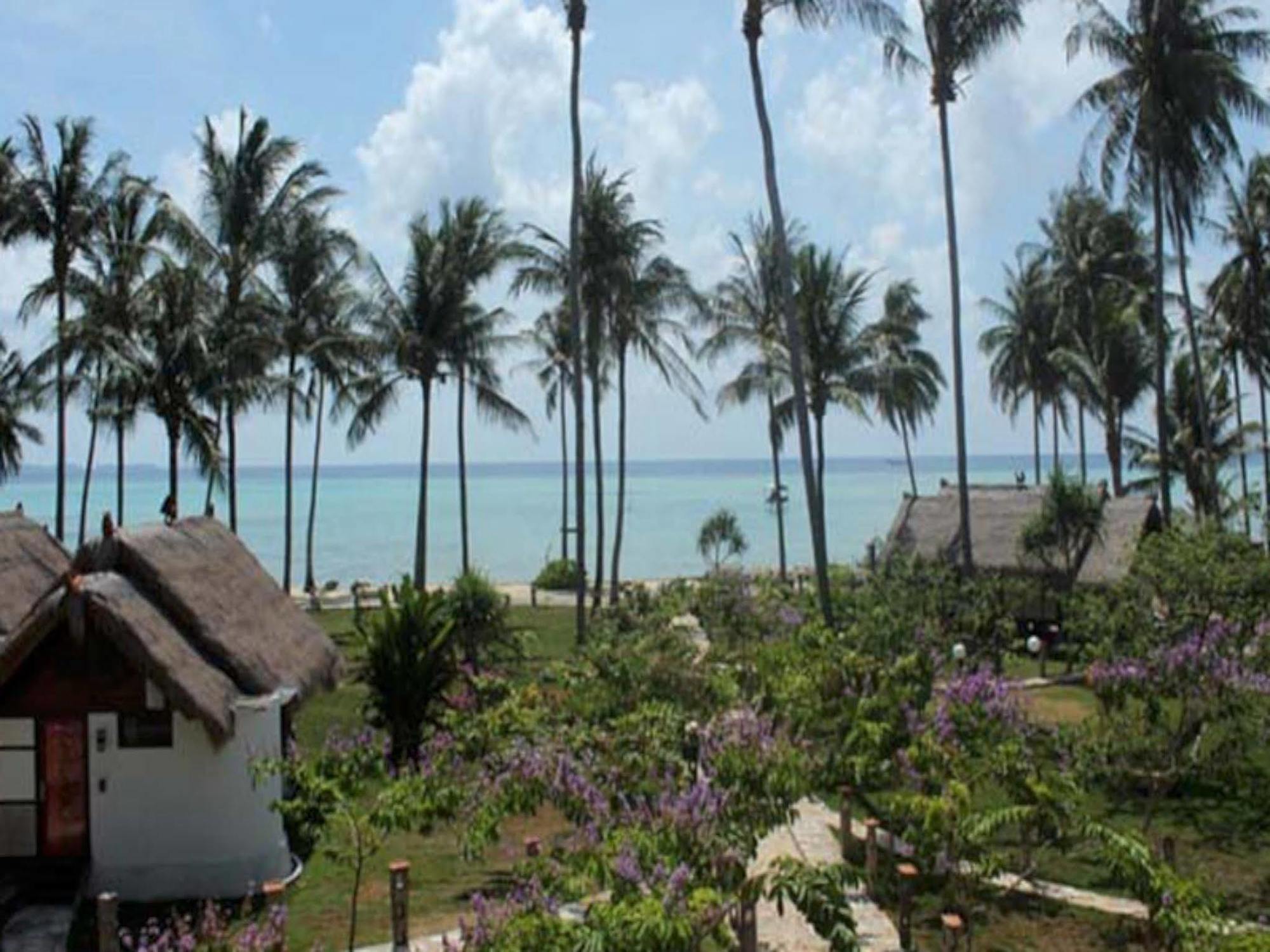 Ary'S Lagoon Bungalow & Hotel Karimunjawa Eksteriør billede