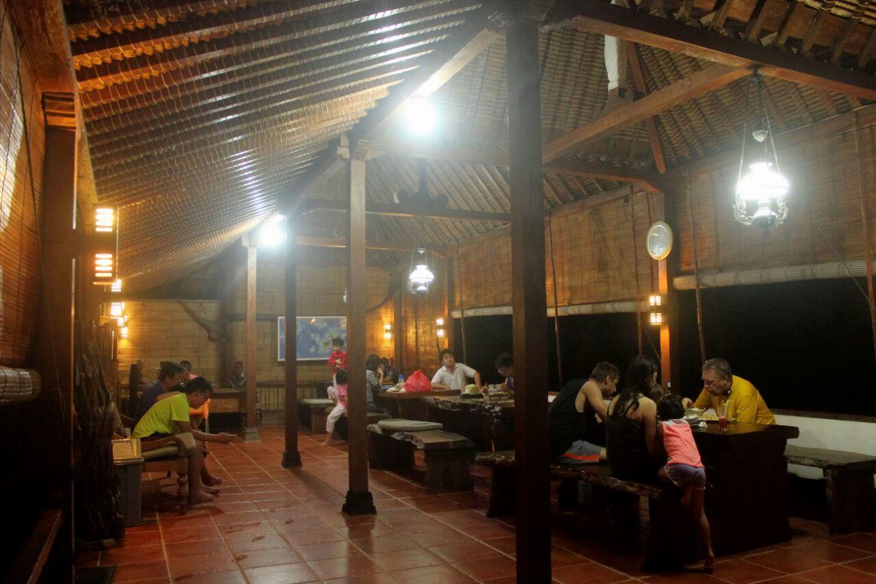 Ary'S Lagoon Bungalow & Hotel Karimunjawa Eksteriør billede