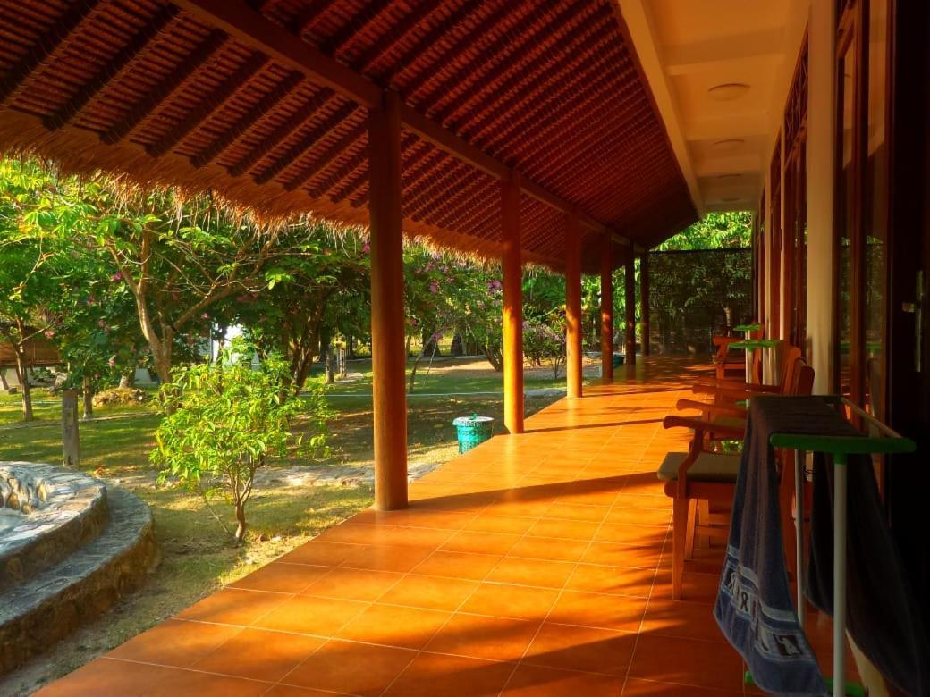 Ary'S Lagoon Bungalow & Hotel Karimunjawa Eksteriør billede