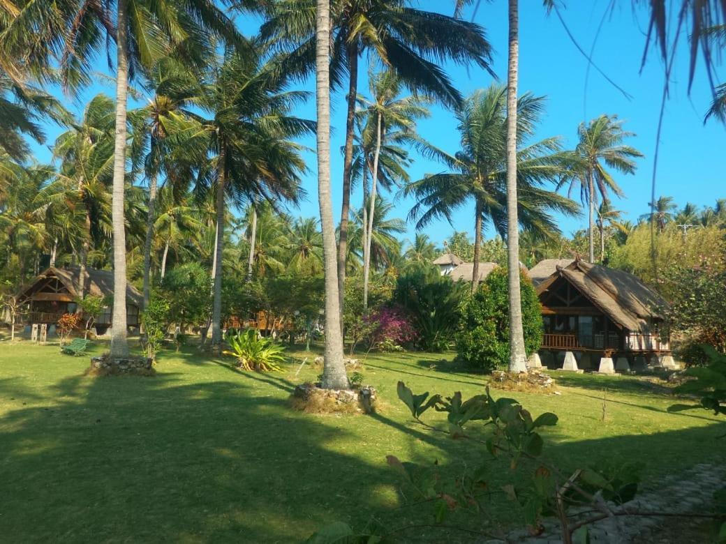 Ary'S Lagoon Bungalow & Hotel Karimunjawa Eksteriør billede