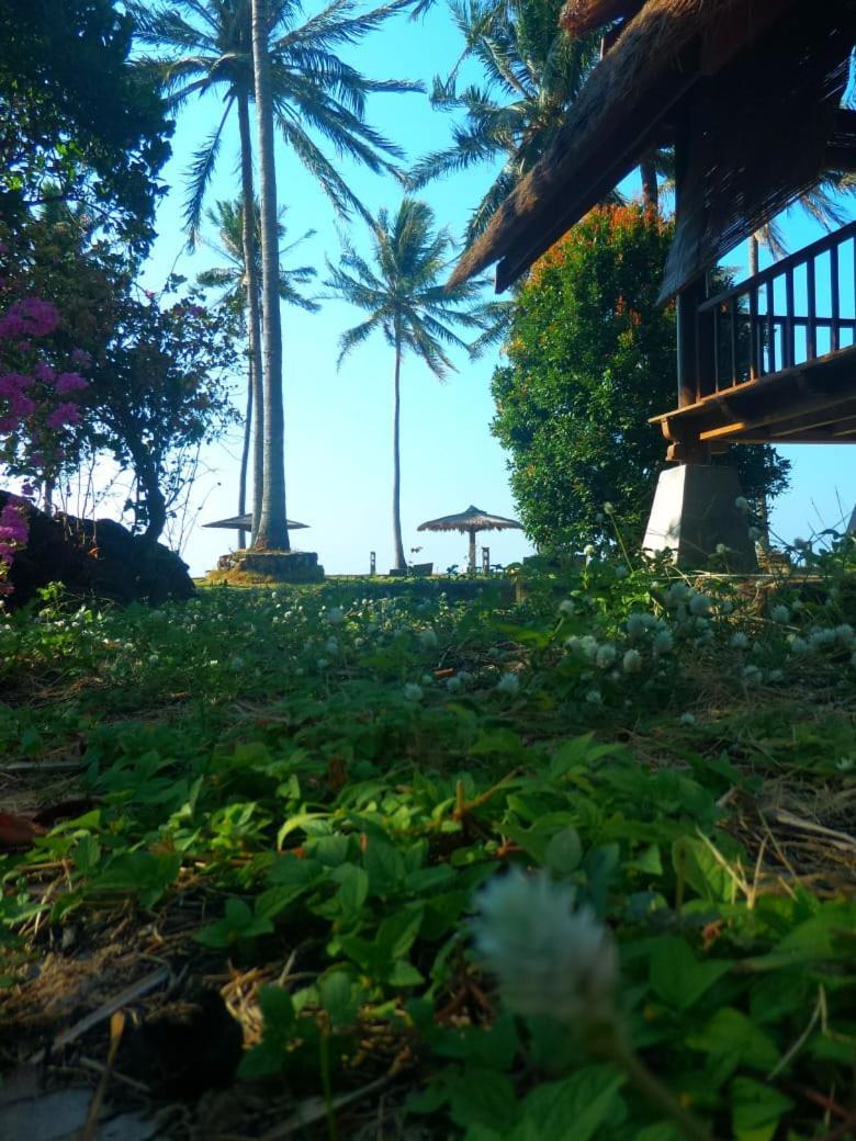 Ary'S Lagoon Bungalow & Hotel Karimunjawa Eksteriør billede